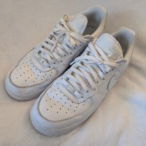🤍✈️ Nike Air Force 1s, white leather